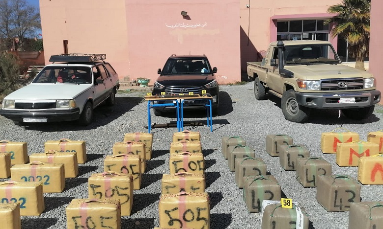 DGSN : Saisie à Guelmim de 2,313 tonnes de chira, 3 individus interpellés 