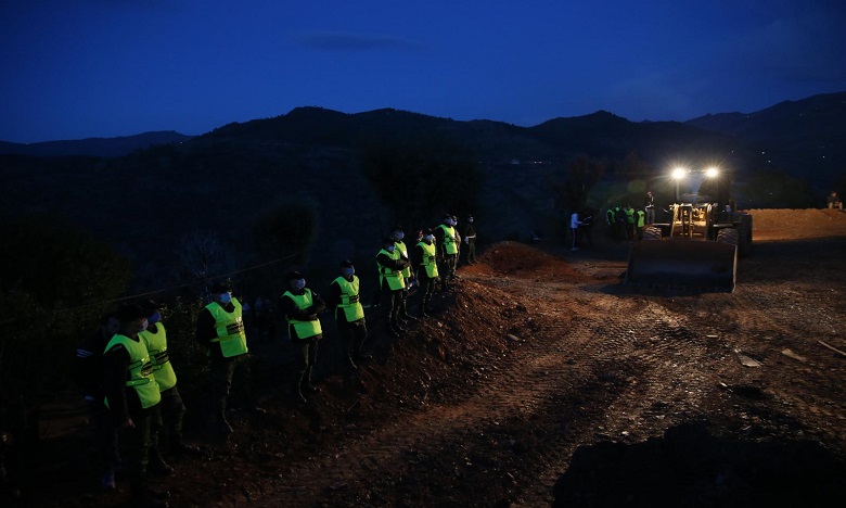 Sauvetage de Rayan: plus de 25 mètres creusés sous la supervision de topographes