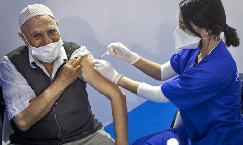 Vaccination anti-Covid : bilan globalement positif, la troisième dose cale